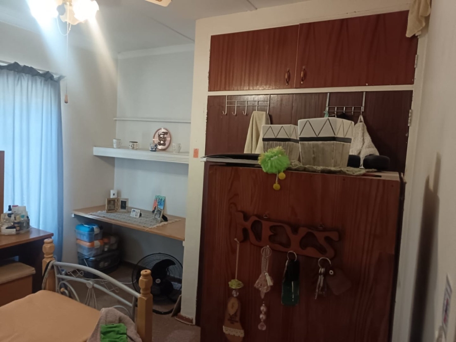 5 Bedroom Property for Sale in Carters Glen Northern Cape